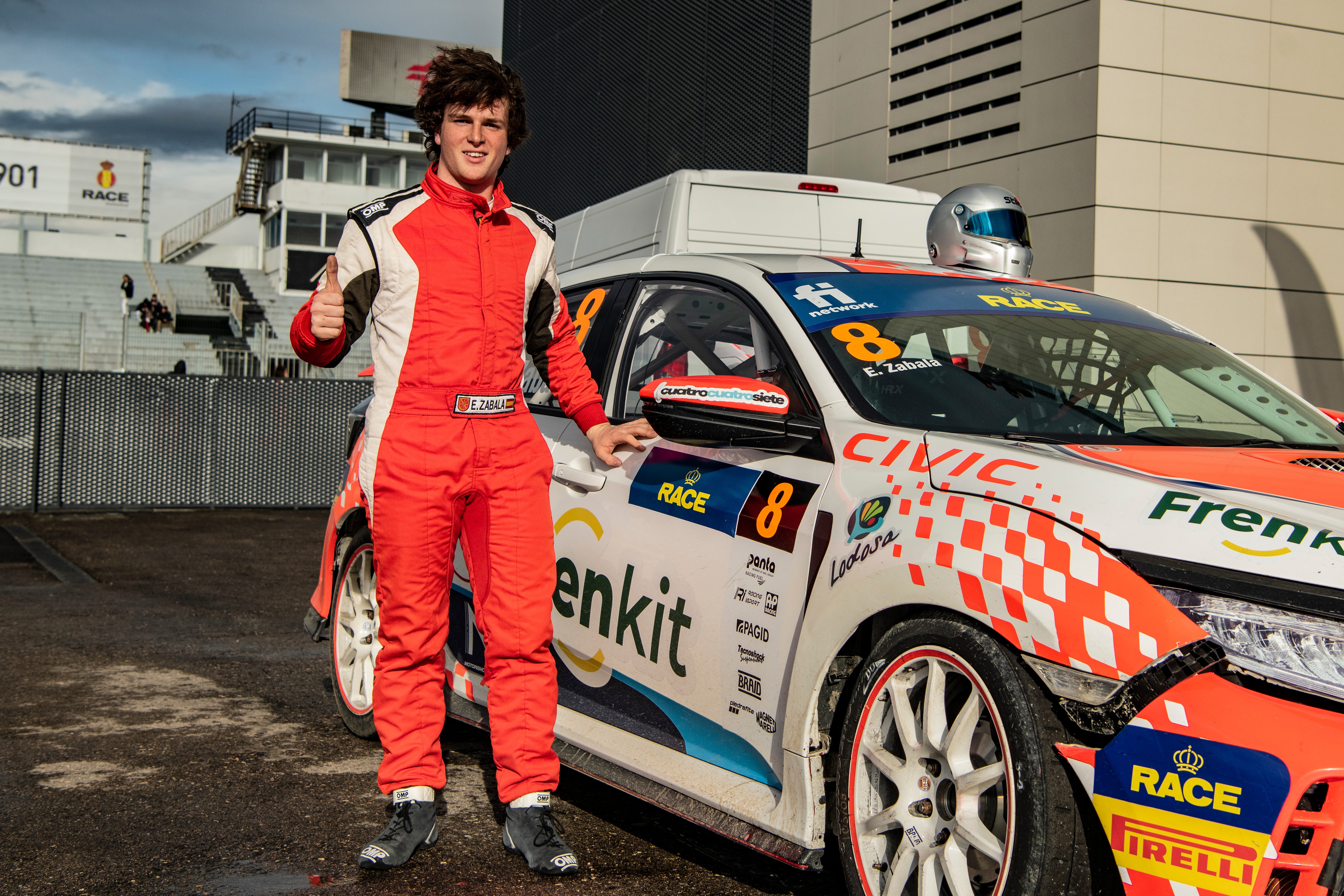 Fin de semana agridulce para Erik Zabala en el inicio del Campeonato de España de Turismos